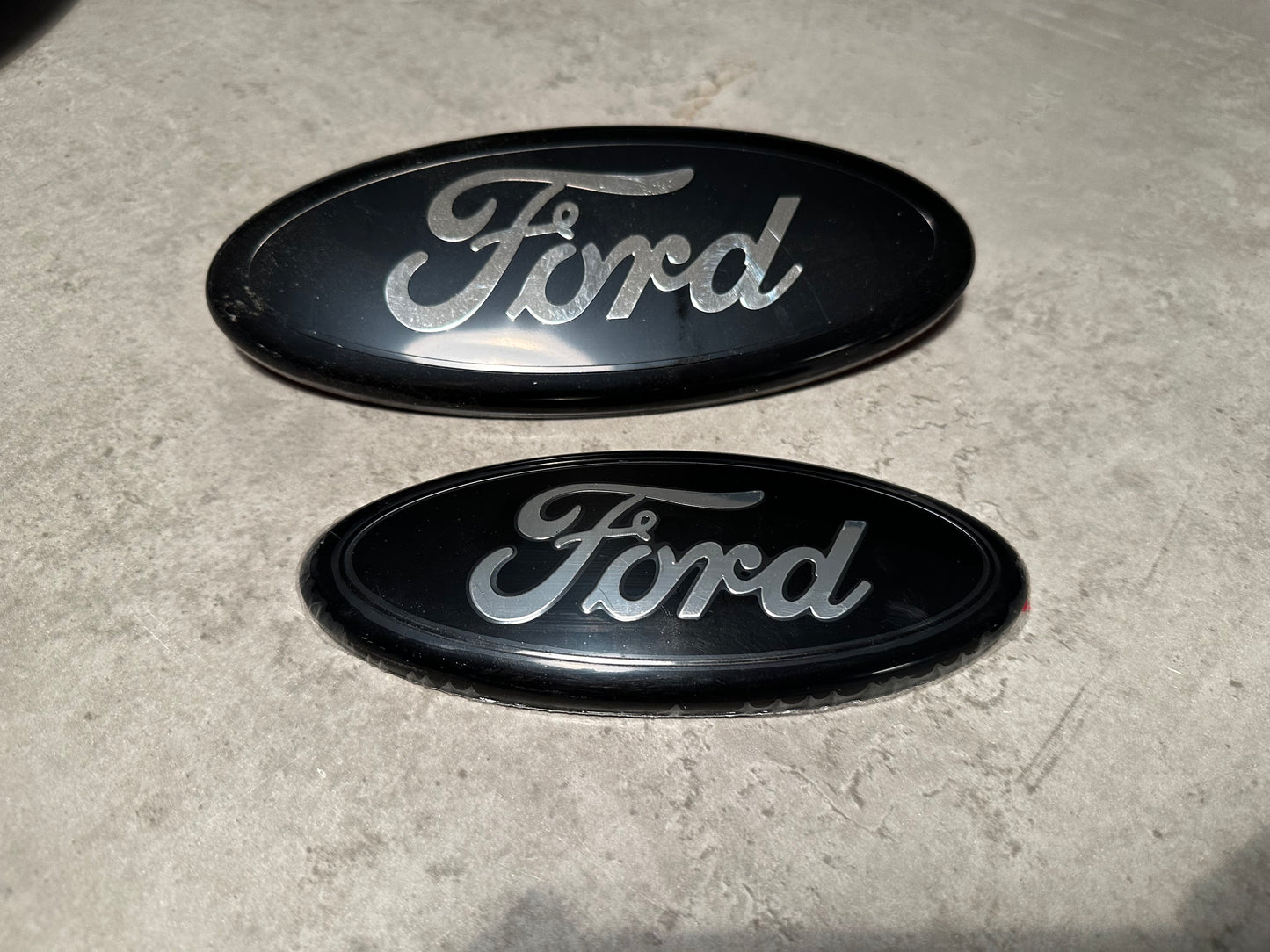 9 and 7 inch Compatible Ford Oval Badge BlackChrome transit MK6 MK7 Ranger  Front & Rear