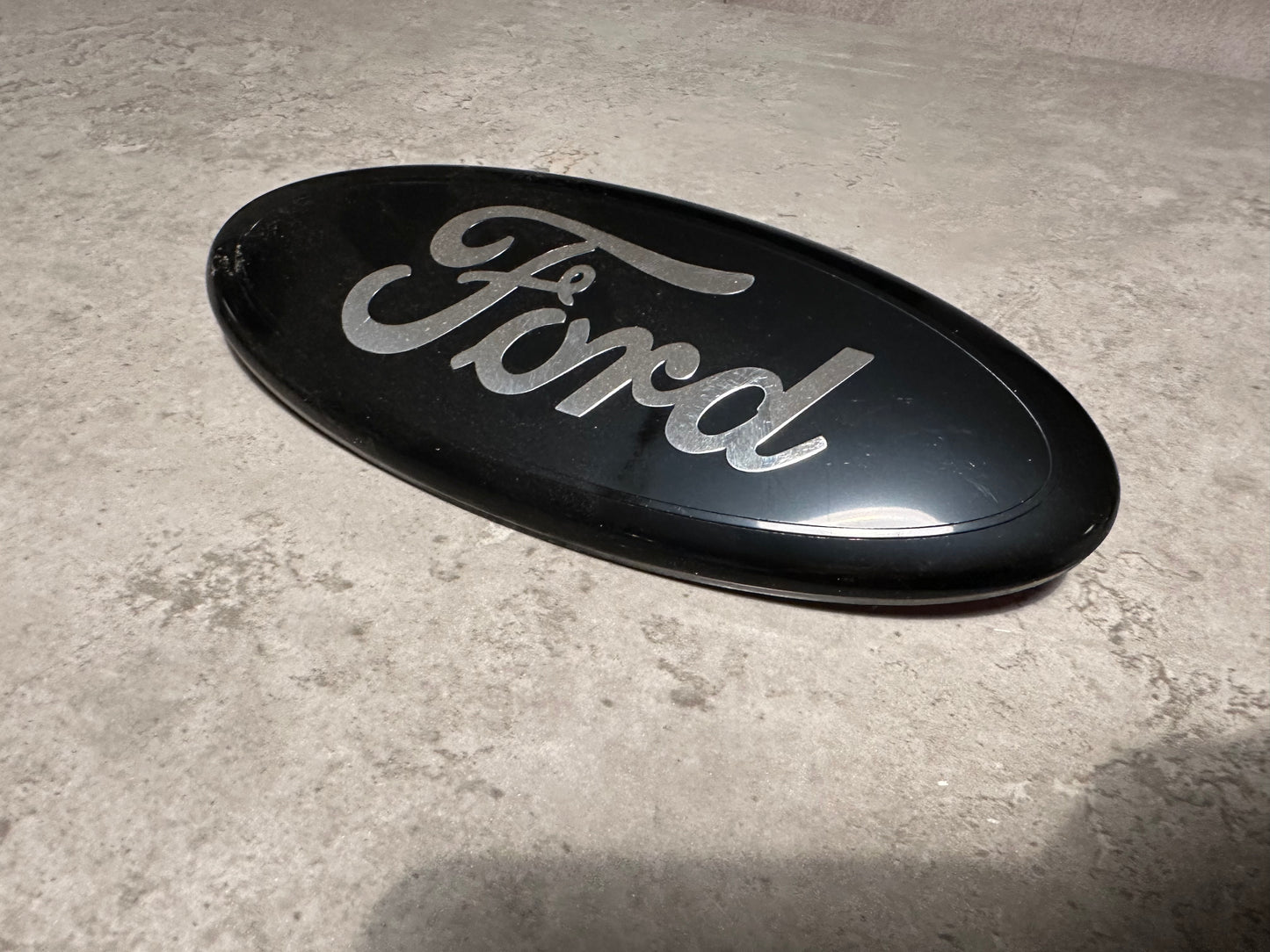 9 and 7 inch Compatible Ford Oval Badge BlackChrome transit MK6 MK7 Ranger  Front & Rear