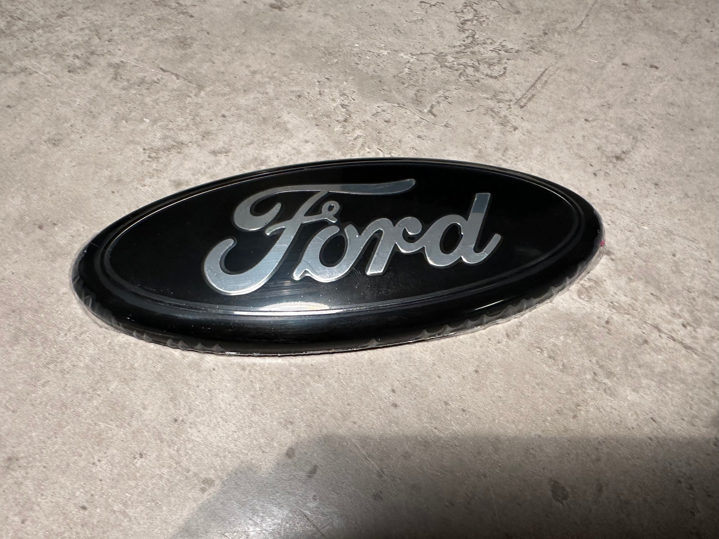 9 and 7 inch Compatible Ford Oval Badge BlackChrome transit MK6 MK7 Ranger  Front & Rear